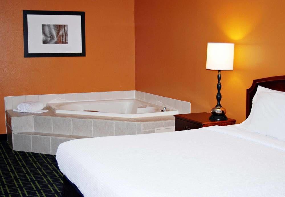 Fairfield Inn Myrtle Beach Broadway At The Beach Екстер'єр фото