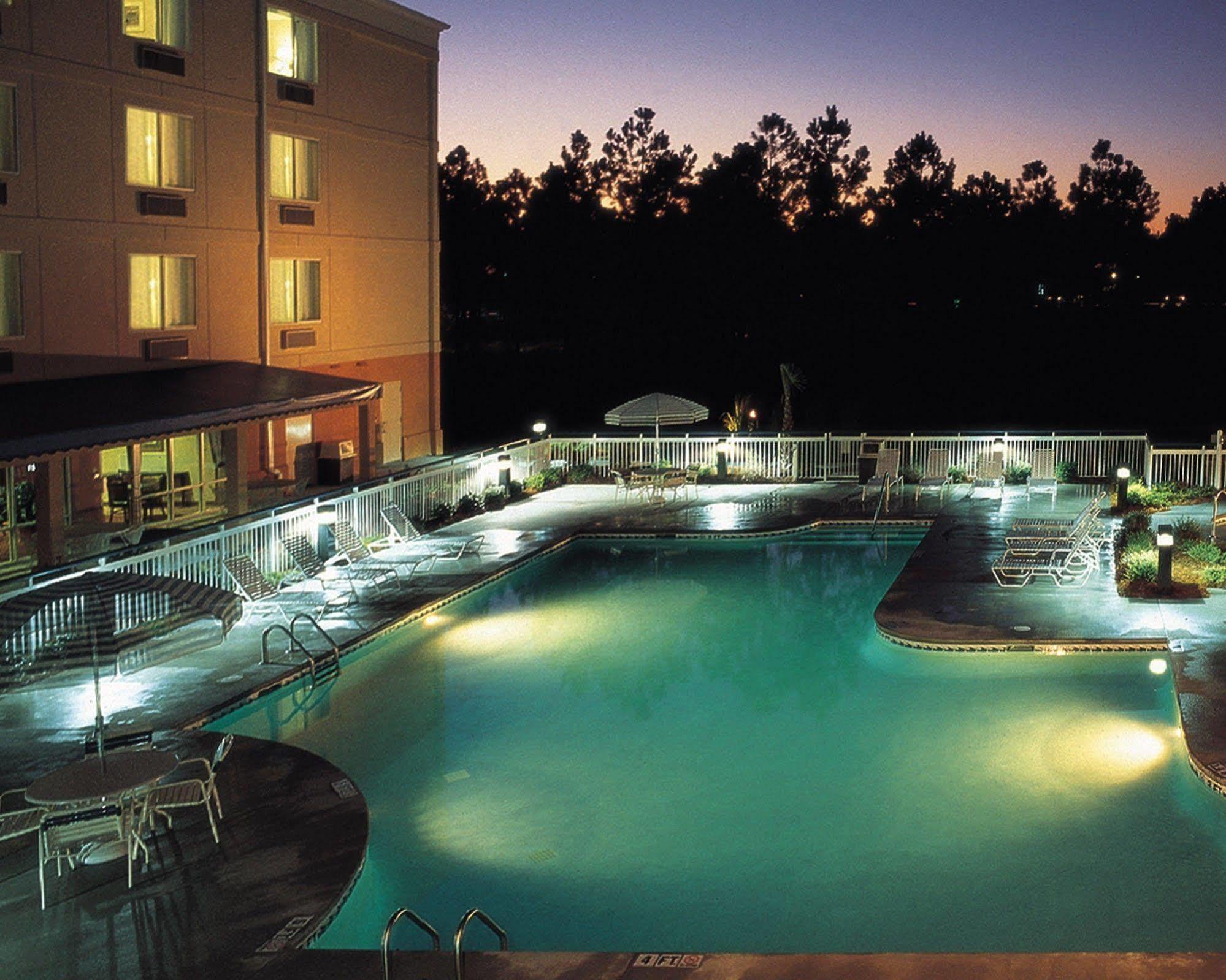 Fairfield Inn Myrtle Beach Broadway At The Beach Екстер'єр фото